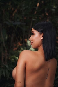 luvely_unique_ Hey! I'm Lu. Pic 4