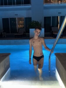 Cristian_Delgado piscina 1# Pic 3