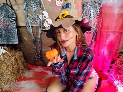 HannaPretthy 👻🎃Come, I will scare you with sweetness👻🎃 Pic 5