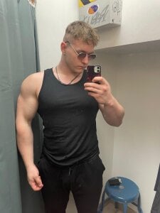 Regular cool alpha man de Richard_Dullas  photos