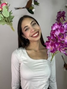 CeliaKolic Public Pic 3