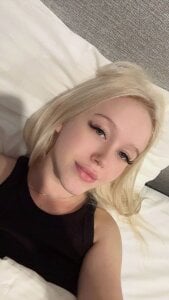 NecoleRemondini Annie connections Pic 3