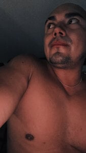 eros_colby A little bit of my day to day Pic