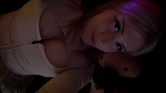 princess_sofiee Public Pic 9