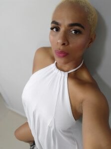 DinalarsonXXX SEXY LATIN Billede