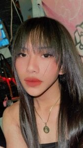 LauraSoHot Public зображення 3