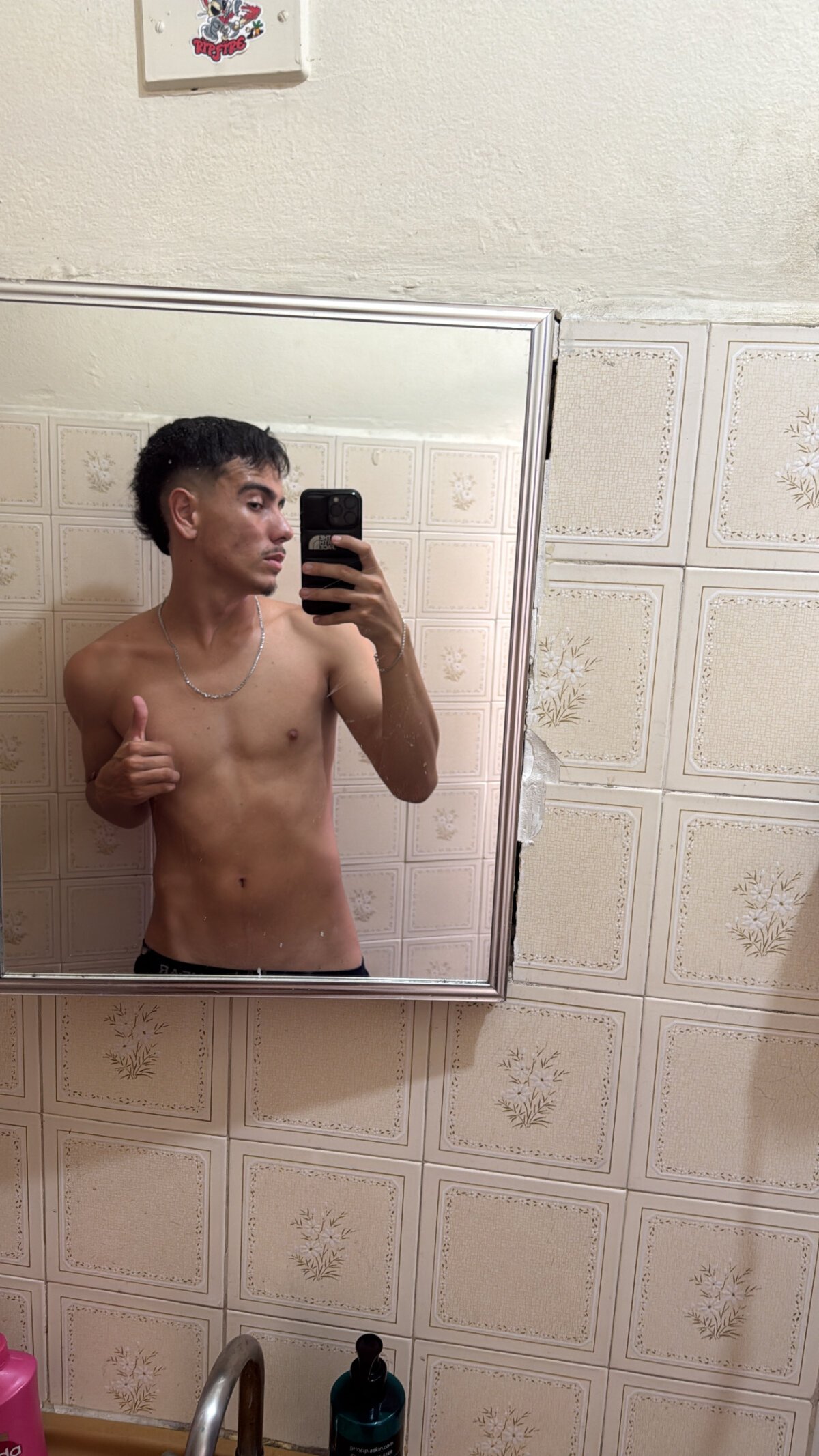 Gabrielzz00 热门图片 4238