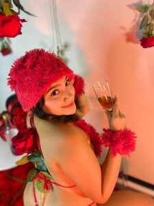 LiiaBloom Valentine's Day 🔥 Foto 2