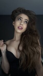 Nikalettaa Public Pic 4