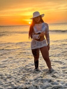 Beach vibes 🌊☀️ od Vittoria__rossi  3 snímek