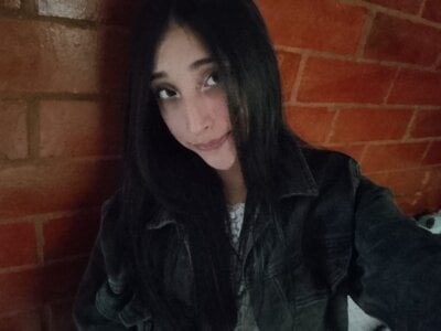 Evabellee Public Pic 2