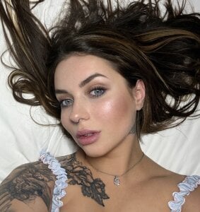 JuliaGraceOF Sexy photo shoot Billede