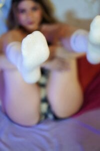 LissaDupont 🥵ENJOY MY WARM FEET🤤 Pic