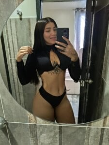 Chloe_amourr 🍓🍓🍓🍓 Pic 5