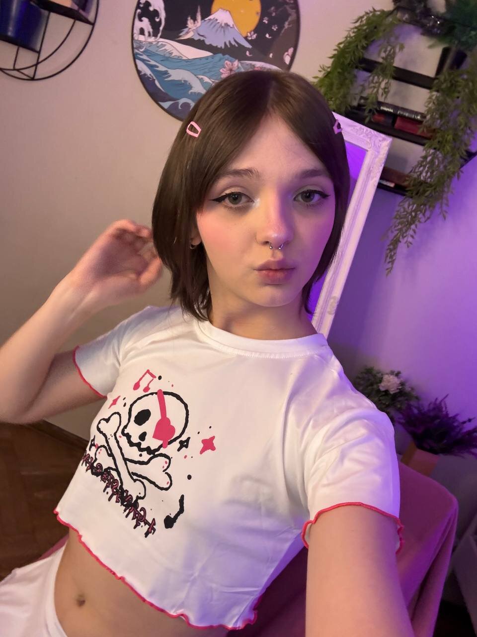 LetoriaNotley Poză populară 361