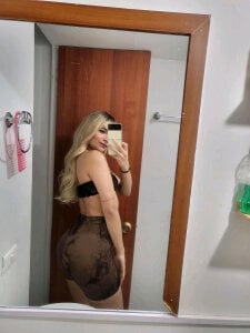 Avy_rose More of me! Pic 5