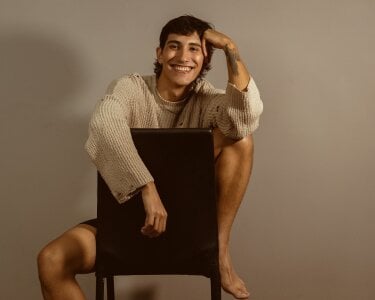 emilio_rivs Public Pic 2