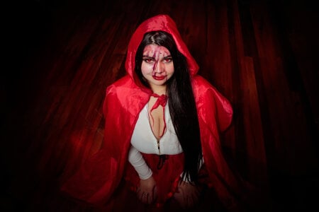 BrithneyLee_ Hide from the wolf, Little Red Riding Hood 🐺 Pic 2