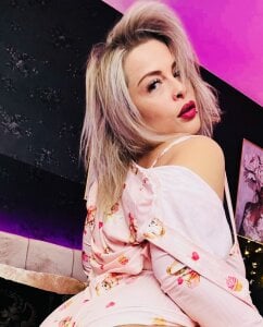 ZoeMesmerize 𝑇𝘩𝑎𝑛𝑘 𝑦𝑜𝑢! 💋💋💋 Pic 9