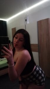 YoungLisaa18 Public 사진 2