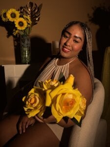 Celebrate love with me, happy valentine🌹 de arianna_pearl  Imagens