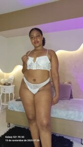 AlisonMartinezz EVERY DAY CLOTHING 😍 Pic 4