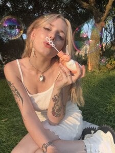 Public de LoraaDoll  8 Imagens