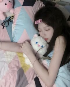 _yueyue 嘻嘻 Pic 2