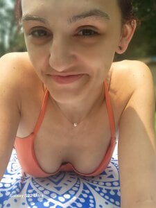 Summer_lovin69 Sun's out buns out Lovense & chill? #personalitypic Pic 3