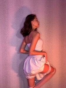 luna_young My Wonderful White Dress Pic 8