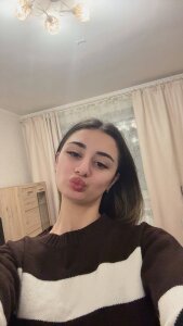 TovaNicometo on the other side of the mirror Pic 2