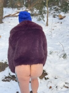 Velvetwitch87 Wet Skin Close-Up 🍑 Pic 4