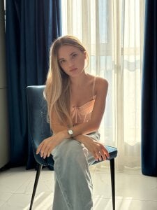 JulieLupo feel so good Pic 2