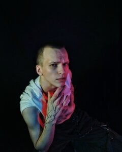 frozen_boy ME - your better choice Pic 5