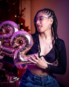 tony_and_sophia Happy Birthday To Me Pic 2