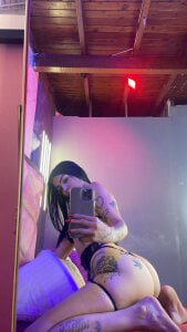 channel_guss Photos in the mirror Foto 2