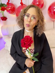 daliascoth- kullanıcısının yogur elegant milf in valentine’s day❤️‍🔥💫 albümü -  5 fotoğraf