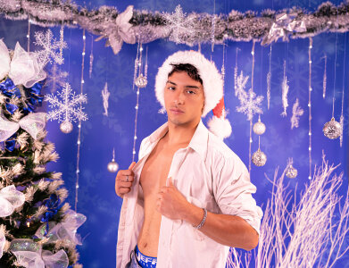 Stefano_Calle 🔥🎁 Unwrap me slowly. Pic 2