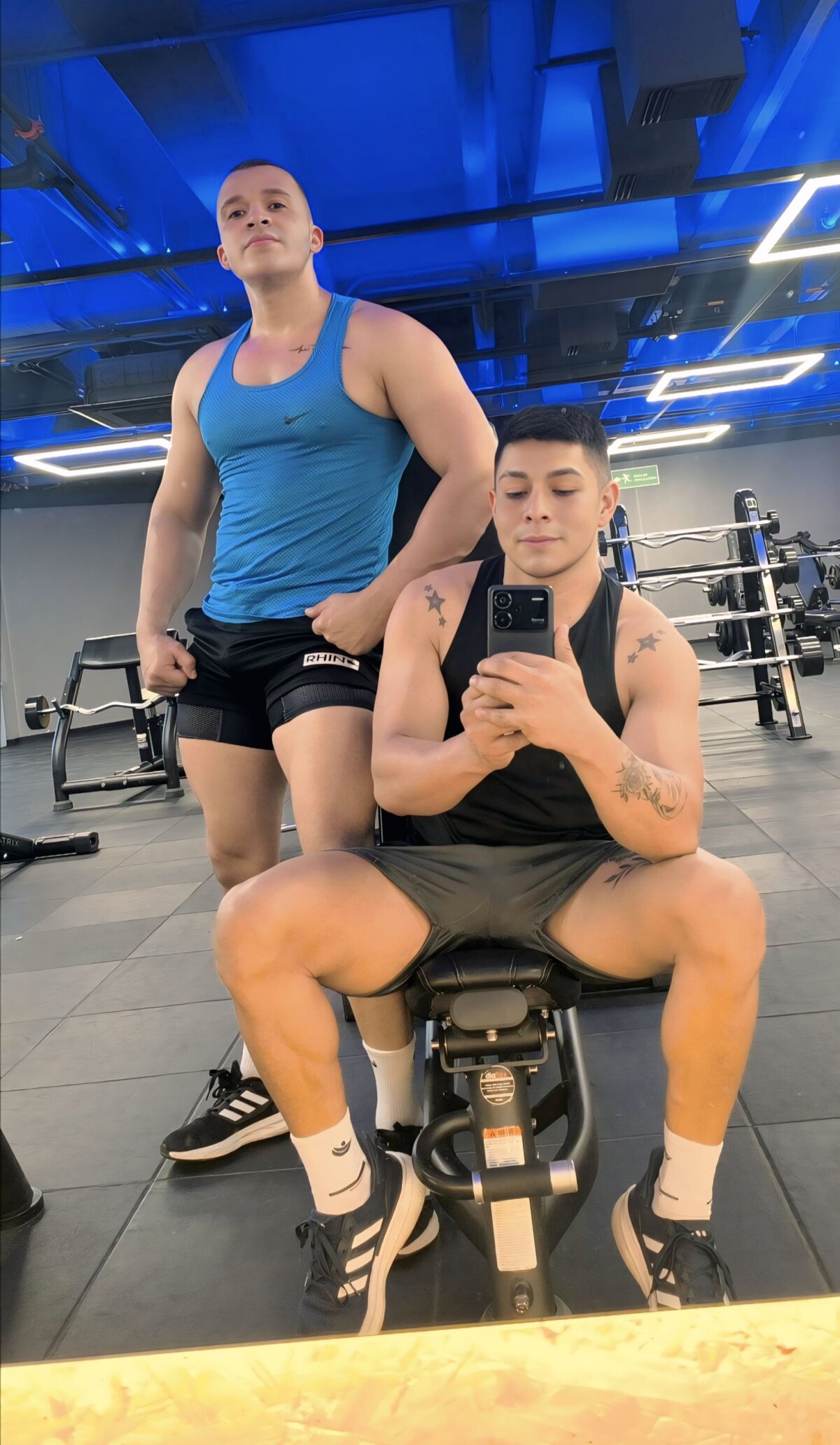 AndyandFran Image populaire  7451