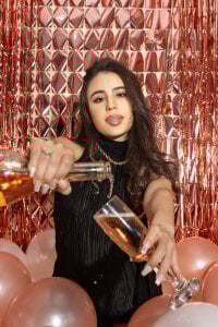 AbyThompson Happy New Year🍾 Pic 4