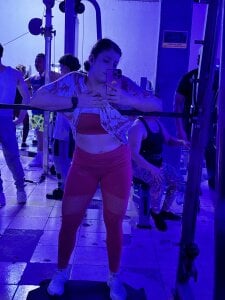 GatitaRosada0501 Public Pic