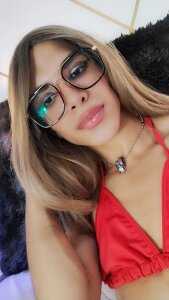 jupiter_asher Red swimming suit Pic 4