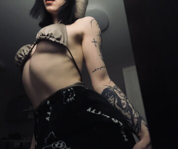 sweathomee Public Pic 5