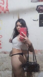 LOLAAX Public 圖片