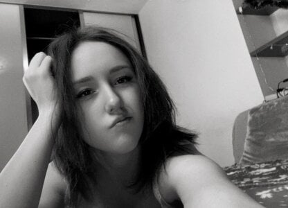 Rate my photos, honey ^^ od PorshaFluellen  3 snímek