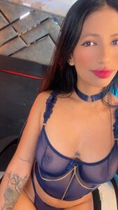 amyyblake I love my job Billede 3