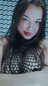 Maya_johnson2 Public Pic 4