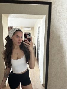 avelyssa Public Pic 4