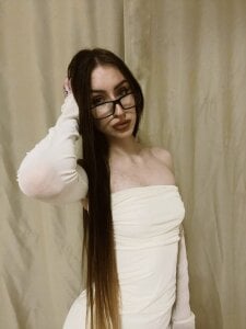 EllieRough Public Pic