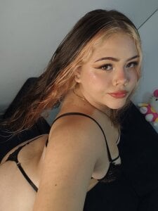 Emma-Roy 😏😏 사진 2